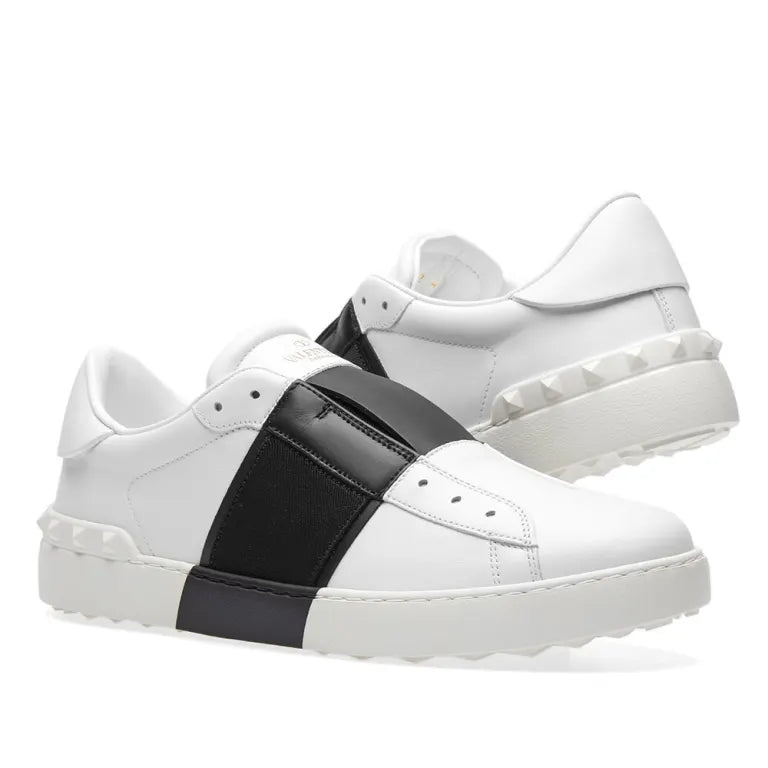 Valentino open