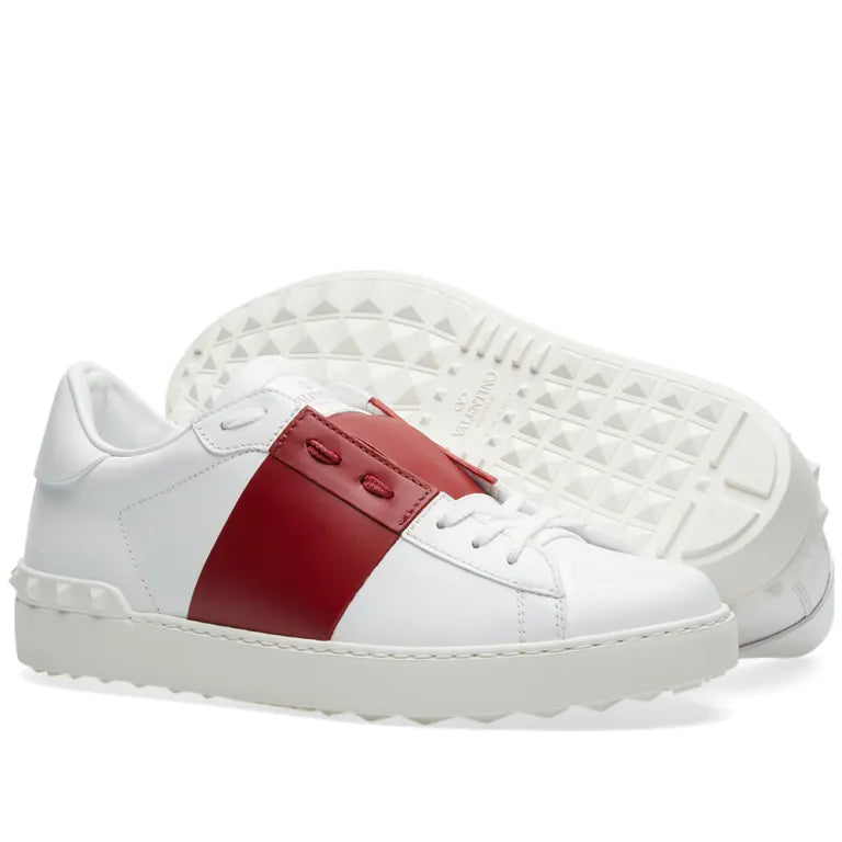 Valentino open
