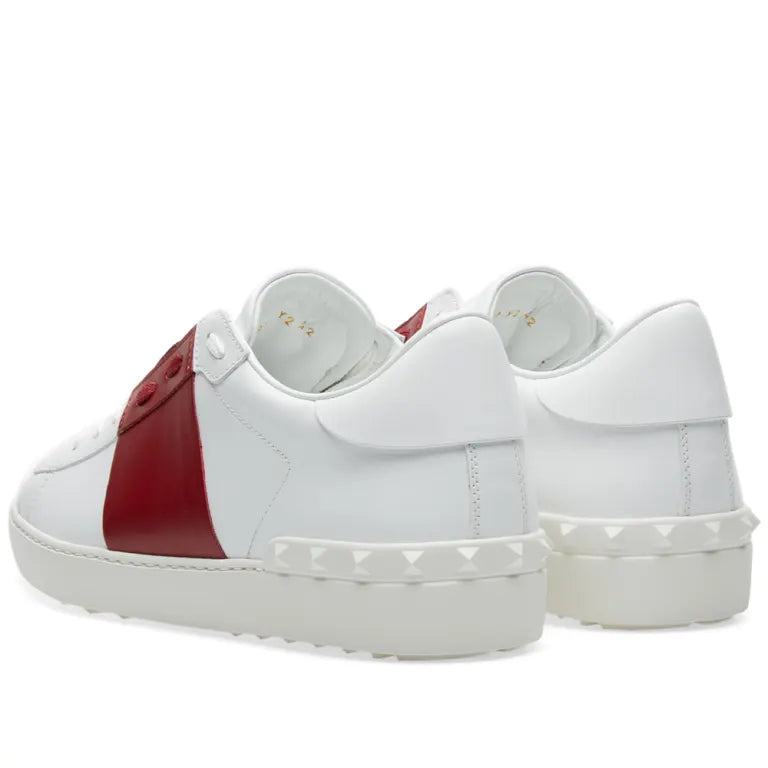 Valentino open