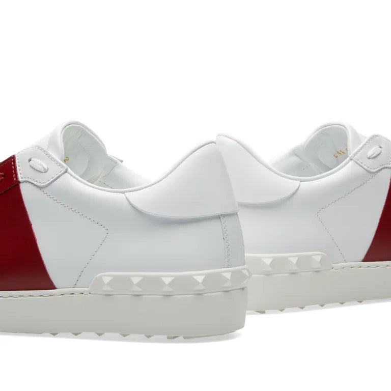 Valentino open