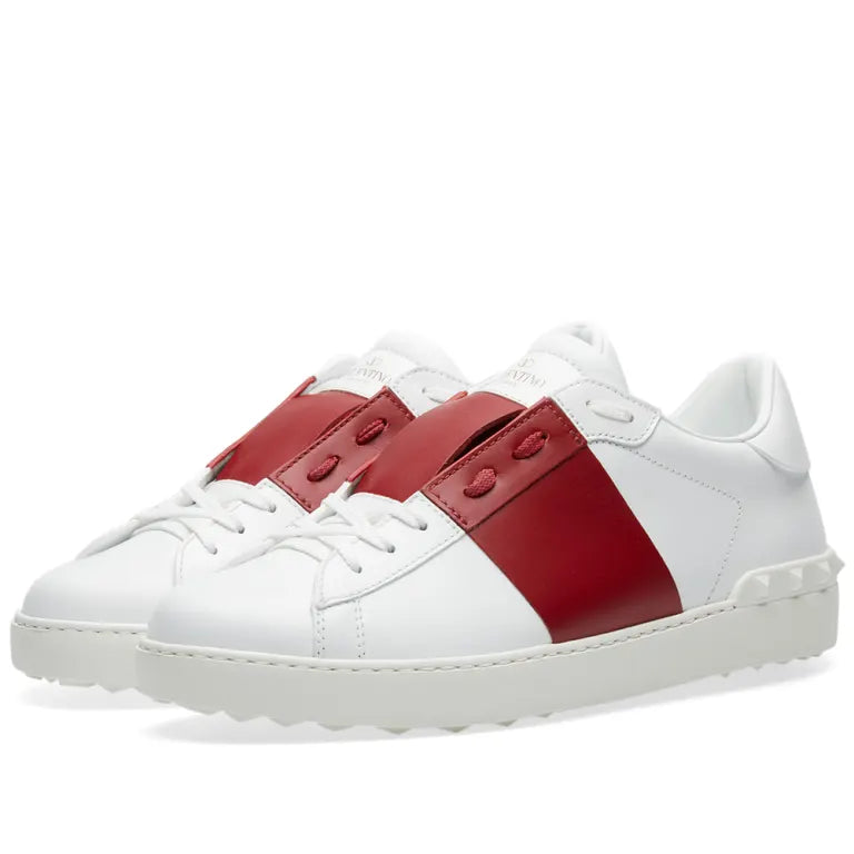 Valentino open